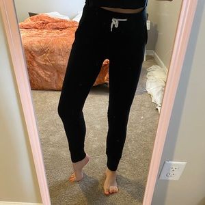 MONROW Supersoft Black Jogger Sweats